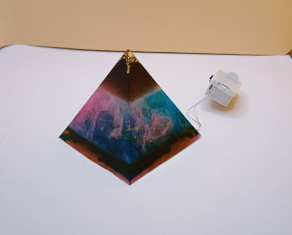 3 Pyramiden LED Lampen - Unikat – Bild 6