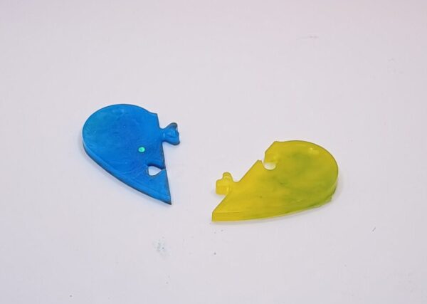 Schmuck Kette - 2 halbe Love Herzen - Unikat – Bild 8